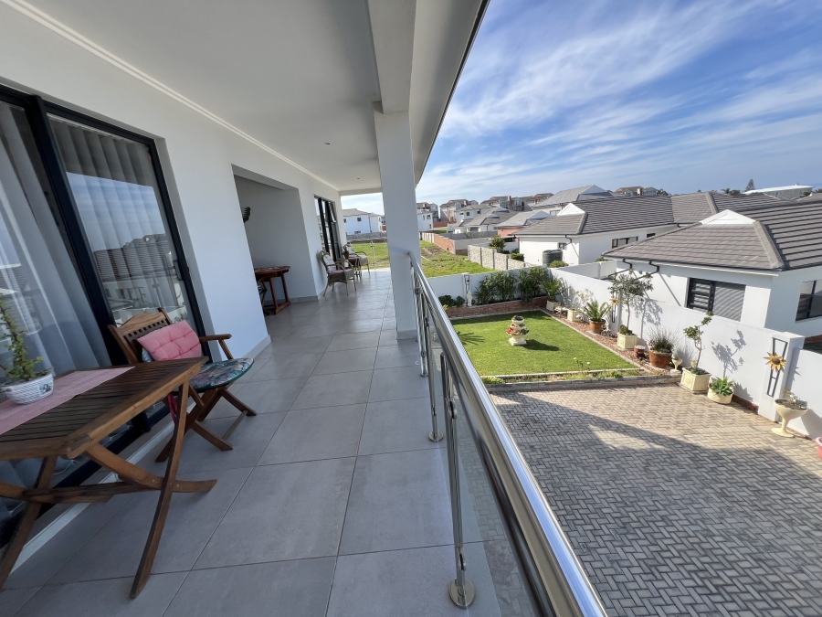 3 Bedroom Property for Sale in Jeffreys Bay Central Eastern Cape